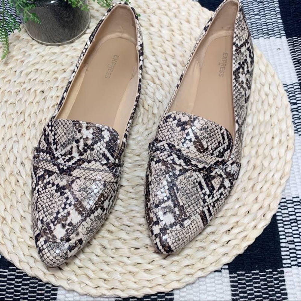 Express Snake Skin Chain Pointed Flat Loafers